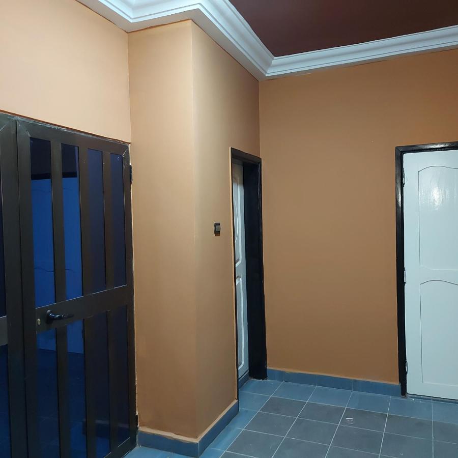 Royal Blue Guest House & Bar Lomé Exterior foto